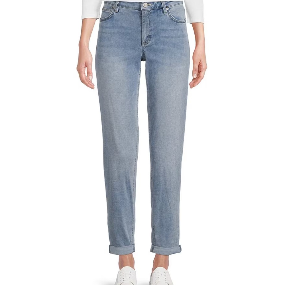 Tommy Bahama boyfriend Jean NWT size 4